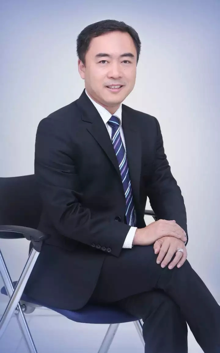 黄燕铭信心拾级势随心动研判2018年股市机会